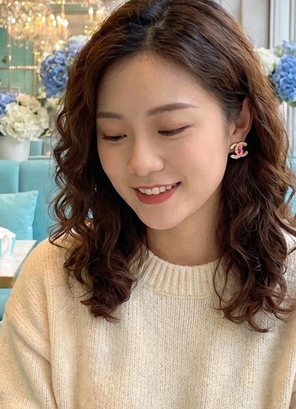 CHANEL 桃紅琺瑯水晶雙C耳環:圖片 2