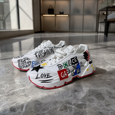 DOLCE & GABBANA 塗鴉運動鞋 Size 39